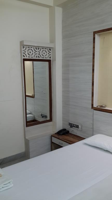 Hotel Rupasi Bangla Kalkutta Zimmer foto