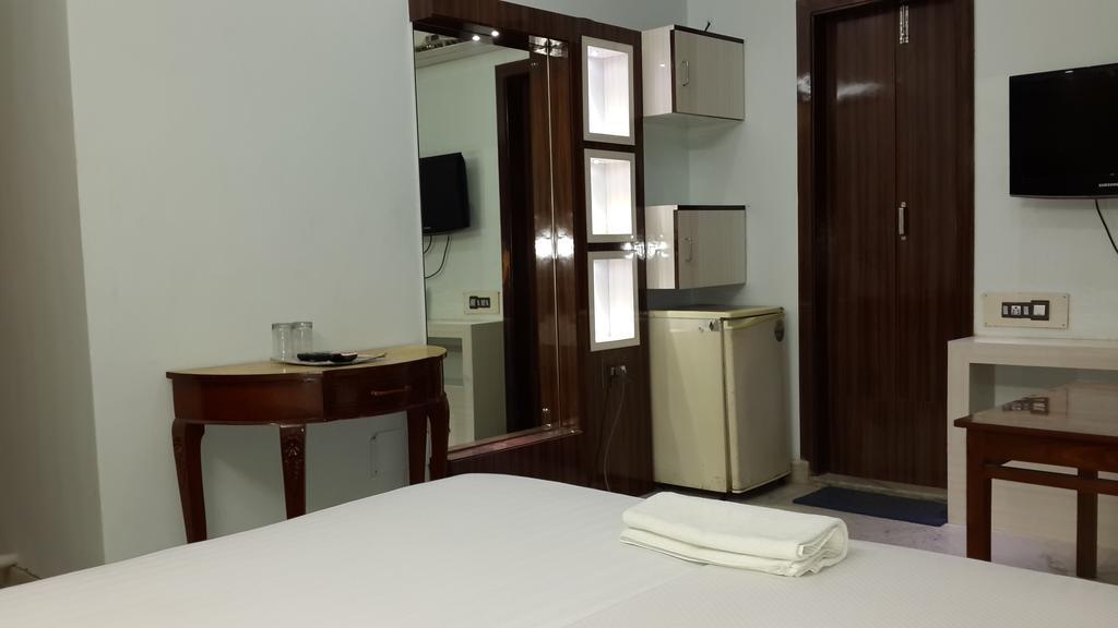 Hotel Rupasi Bangla Kalkutta Zimmer foto